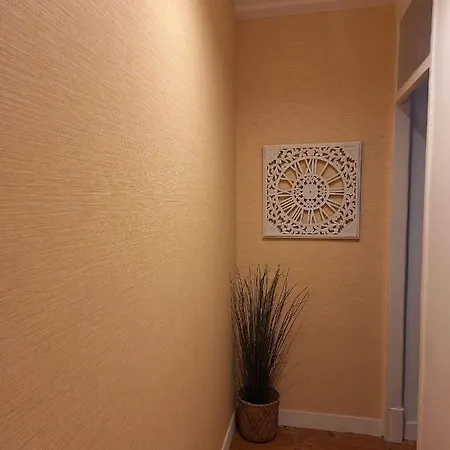 Apartament Flores *